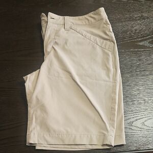 Eddie Bauer Womans Beige Flat Front Shorts